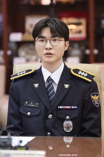 Faker ảnh 1