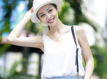 Gu thoi trang an gian tuoi an tuong cua Jennifer Pham hinh anh