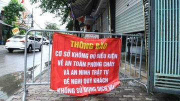 Quan karaoke vi pham phong chay o Ha Noi bi rao chan hinh anh