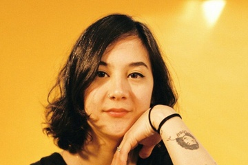 Tinh cam cua nu ca si mang dong mau Han voi nguoi me bi mat vi ung thu hinh anh