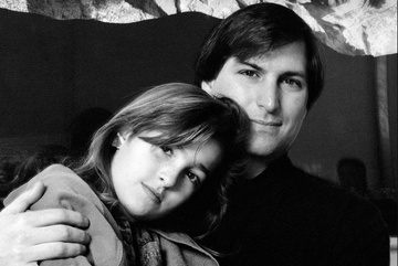 Steve Jobs tung ru bo trach nhiem voi con gai dau long hinh anh
