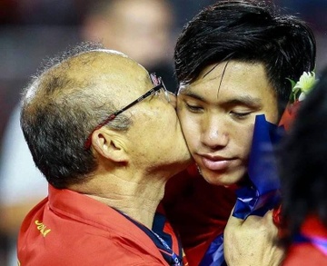 HLV Park Hang-seo: 'Toi rat hay hon ma cac cau thu' hinh anh