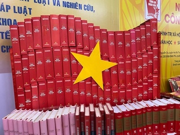 Xuat ban cac tac pham van hoc vi su nghiep cach mang cua Dang hinh anh
