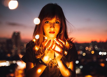 Loi nhan den the he tre: 'Dung chet o tuoi 20!' hinh anh