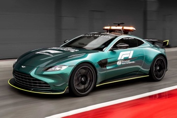 Aston Martin Vantage phien ban xe an toan tren duong dua F1 hinh anh