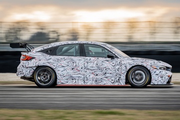 Honda Civic Type R phien ban duong dua lo dien hinh anh