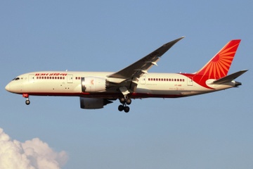Boeing bi to phot lo canh bao ve may bay 787 gap nan o An Do hinh anh