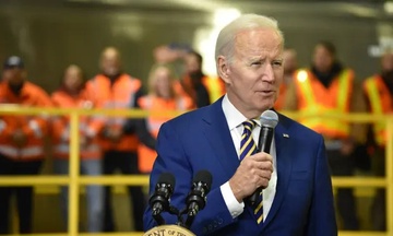 FBI dua di mot so tai lieu khi kham nha ong Biden hinh anh
