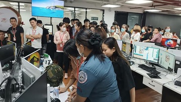 Giai cuu 1.000 lao dong bi ep buoc o Philippines, co cong dan Viet Nam hinh anh
