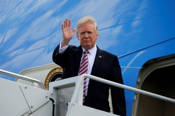 Tong thong Trump khong tham khu phi quan su lien Trieu hinh anh