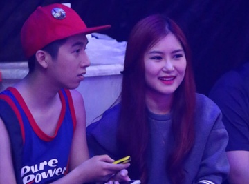 Bui Anh Tuan, Huong Tram di co vu nguoi than o 'X Factor' hinh anh