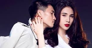 Thuy Tien ung ho chong thi va hoc dai hoc hinh anh