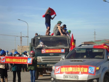 Khoi to vu ca nghin cong nhan gay roi o Ha Tinh hinh anh