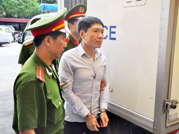 Cuu Pho giam doc Cong an Hai Phong lai hau toa hinh anh