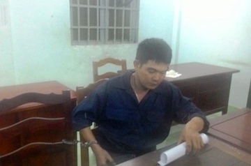 Nghi can Đỗ Thanh Tú bị công an bắt giữ vào tối 13/11.