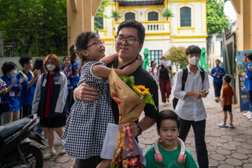 Het gio lam bai mon cuoi, thi sinh ho to ‘Do tot nghiep roi' hinh anh