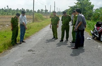 ‘Ca si hoi cho’ bi ban tinh sat hai? hinh anh