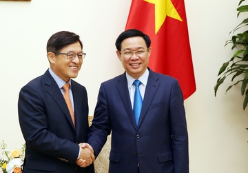 Pho thu tuong de nghi Samsung quan tam hon toi nghien cuu, phat trien hinh anh