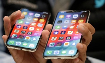 Khac voi Tim Cook, nguoi dung TQ noi iPhone e vi qua dat hinh anh