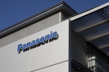 Den luot Panasonic 'nghi choi' voi Huawei hinh anh