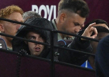 HLV Maresca tiet lo ly do Palmer phai ngoi ghe du bi hinh anh