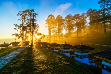 Nhung khoanh khac tuyet dep o xu so co tich Bhutan hinh anh