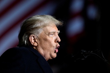 Ong Trump thanh tam diem cua mot lan song moi hinh anh