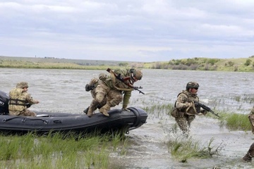 Nga va Ukraine trao doi hon 300 tu binh truoc them nam moi hinh anh