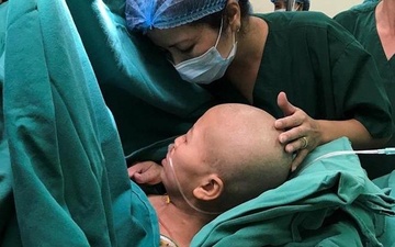Hai me con san phu ung thu vu giai doan cuoi chua duoc gap nhau hinh anh