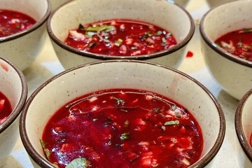Bệnh viện Bạch Mai thông tin về chùm ca bệnh sau khi ăn tiết canh