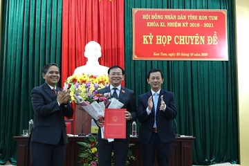 Kon Tum co tan Chu tich HDND va UBND tinh hinh anh