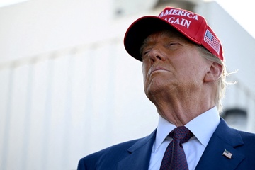 Thi truong toan cau thay doi ra sao sau 1 thang ong Trump dac cu hinh anh