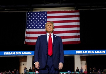 Chinh sach thue quan cua ong Trump la 'tin buon' cho kinh te chau A hinh anh
