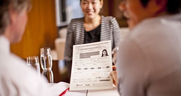 Tam ly thich chon giao vien co IELTS cho con hoc tieng Anh hinh anh