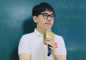 Nam sinh nhan thu moi hoc tien si khi chua tot nghiep dai hoc hinh anh