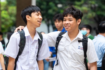 Si tu on thi den 3h moi ngay de tranh suat vao chuyen Su pham hinh anh