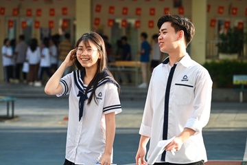 15 truong co diem thi tot nghiep cao nhat Ha Noi hinh anh