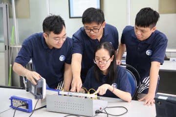 Một trường đại học lấy điểm sàn cao nhất 24
