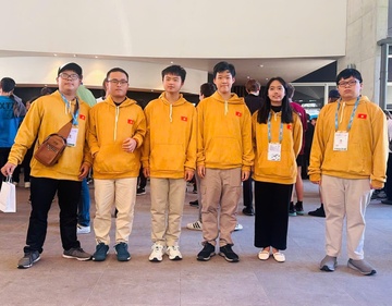 Việt Nam trở lại top 10 Olympic Toán quốc tế