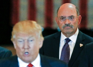 Tap doan Trump bi truy to hinh anh