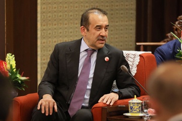 Kazakhstan bat giam cuu giam doc tinh bao vi nghi phan quoc hinh anh