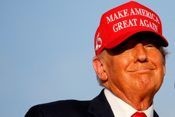 Ong Trump khoi dong chien dich tranh cu tai noi khong ngo hinh anh