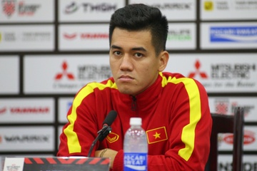 Tien Linh noi ve viec phai truyen nuoc hinh anh
