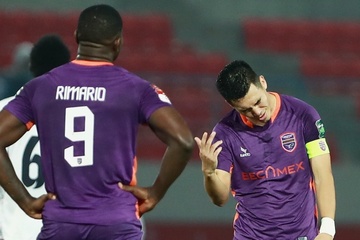 Tien Linh ngan ngam voi Rimario hinh anh