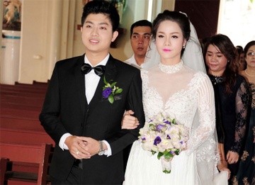 Le cuoi nhu mo trong nha tho cua Nhat Kim Anh va ong xa hinh anh
