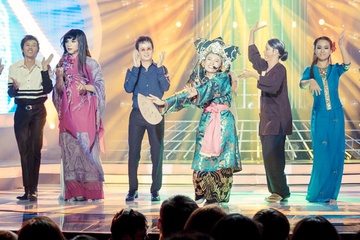 Nhat Thuy len dong am 100 trieu o Guong mat than quen hinh anh