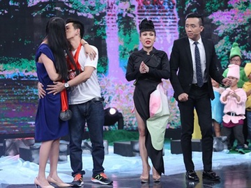 Phi Thanh Van va chong hon nhau tren truyen hinh hinh anh