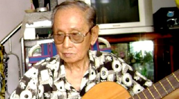 Tra bai hat 'Thuong ve mien Trung' cho co nhac si Chau Ky hinh anh