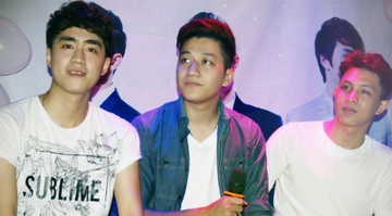 Nhom nhac dien trai The Wings hop fan o que nha sau X Factor hinh anh