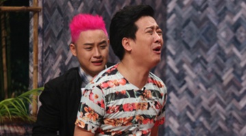 Thanh Duy om Truong Giang bat khoc nhu mua trong game show hinh anh